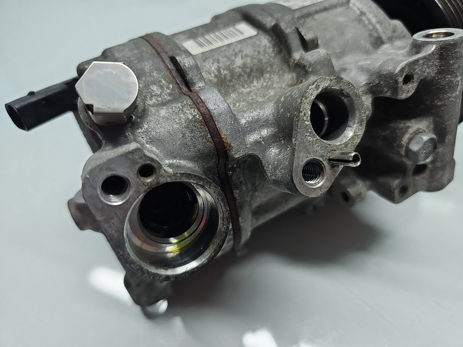 Compresor clima Skoda Octavia 3 (5E3) [Fabr 2012-2020] 5Q0820803 1.6 TDI CLHA 77KW / 105CP - imagine 3