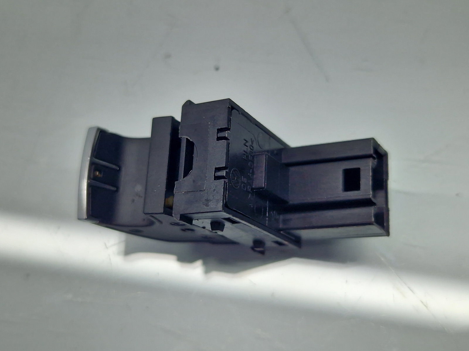 Buton geam stanga spate Volkswagen Passat CC (358) [Fabr 2012-2016] 5K0959855 - imagine 3