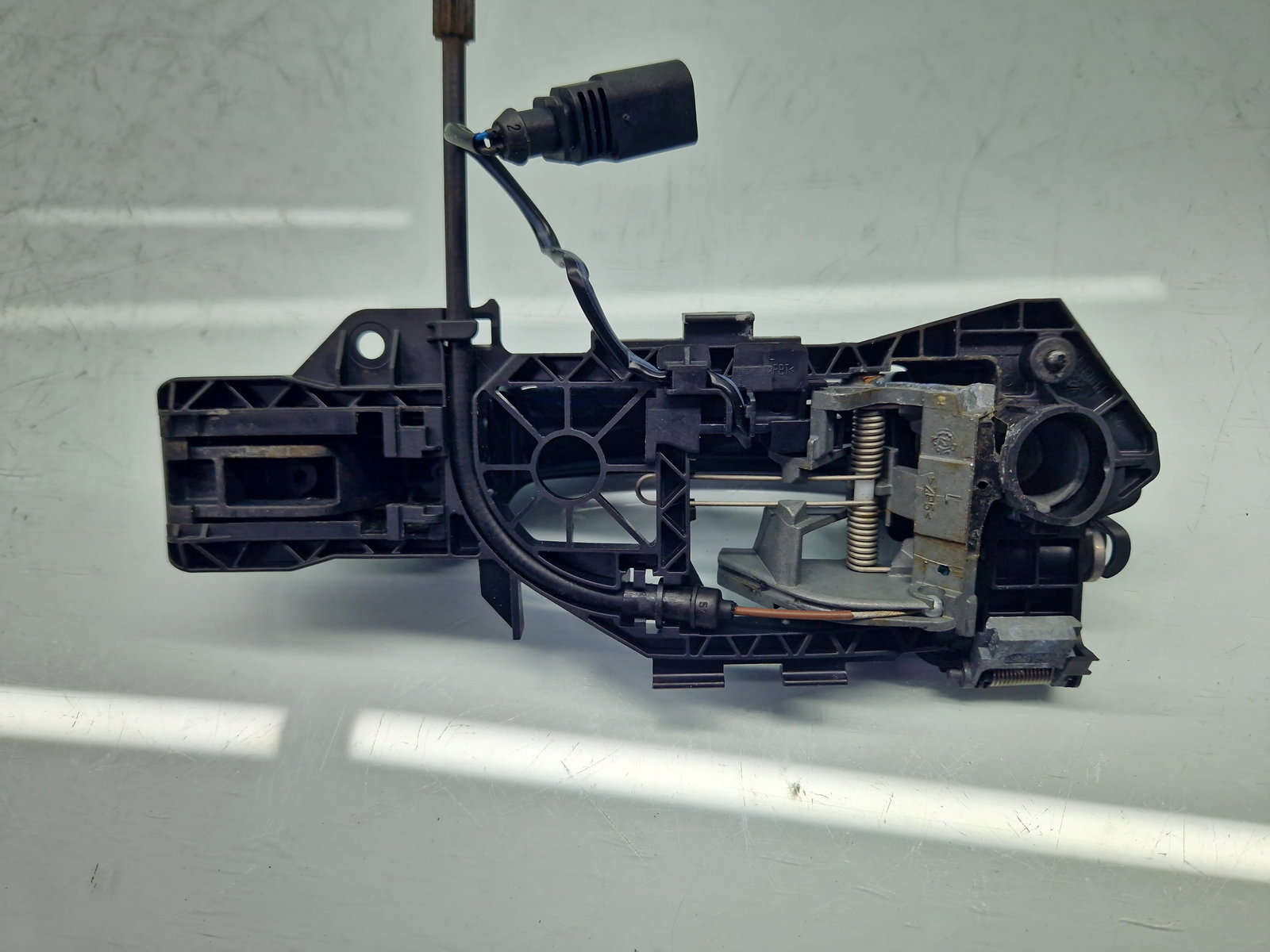 Maner usa stanga fata Volkswagen Passat CC (358) [Fabr 2012-2016] Coupe LC9X - imagine 3