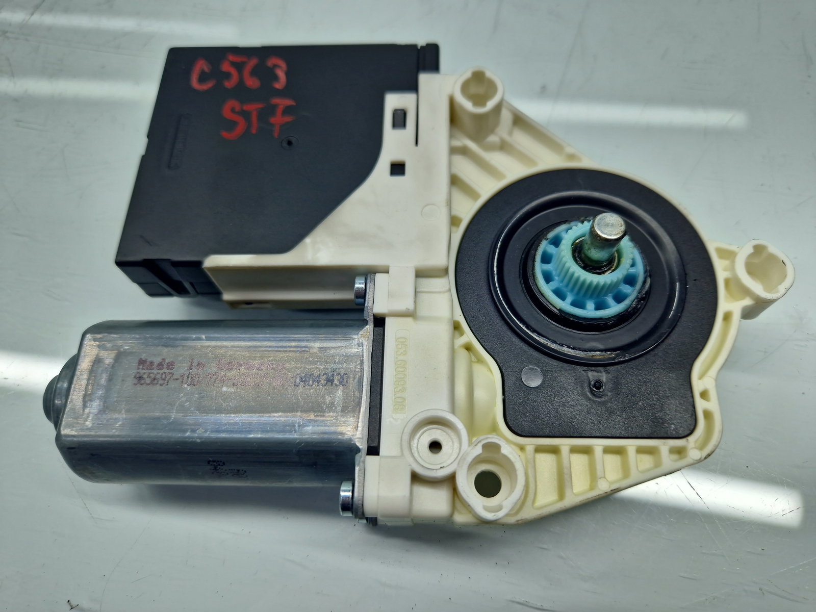 Motoras geam stanga fata Volkswagen Passat CC (358) [Fabr 2012-2016] Coupe 3C0959792C - imagine 1