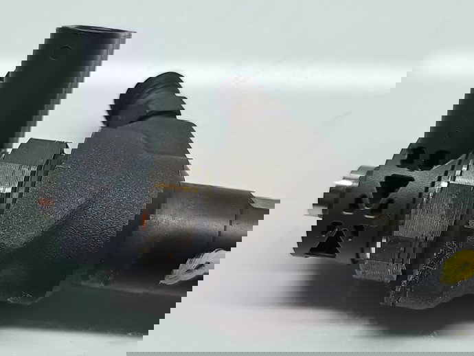 Injector Volkswagen Tiguan (5N) [Fabr 2007-2016] 03L130277J, 0445110369 2.0 TDI CFFB 103KW / 140CP