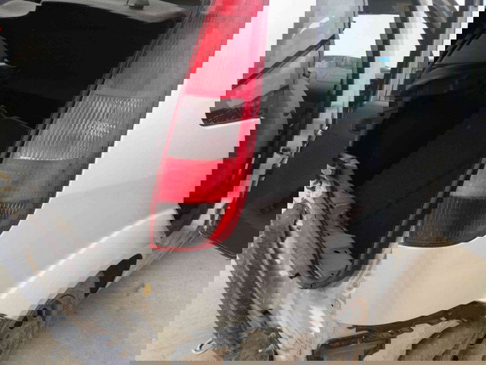 Aripa dreapta spate OEM Ford Fiesta 5 [Fabr 2001-2010] 1.3