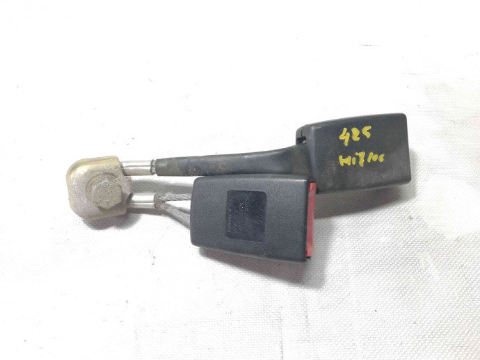 Capsa centura stanga spate OEM Audi A4 (8EC, B7) [Fabr 2004-2008] 2.0 BLB