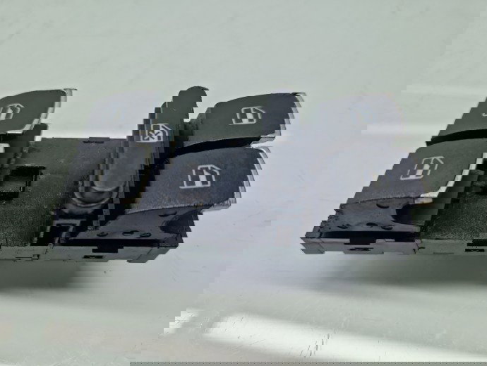 Butoane comanda geamuri sofer Volkswagen Passat CC (357) [Fabr 2008-2012] 3C8959857