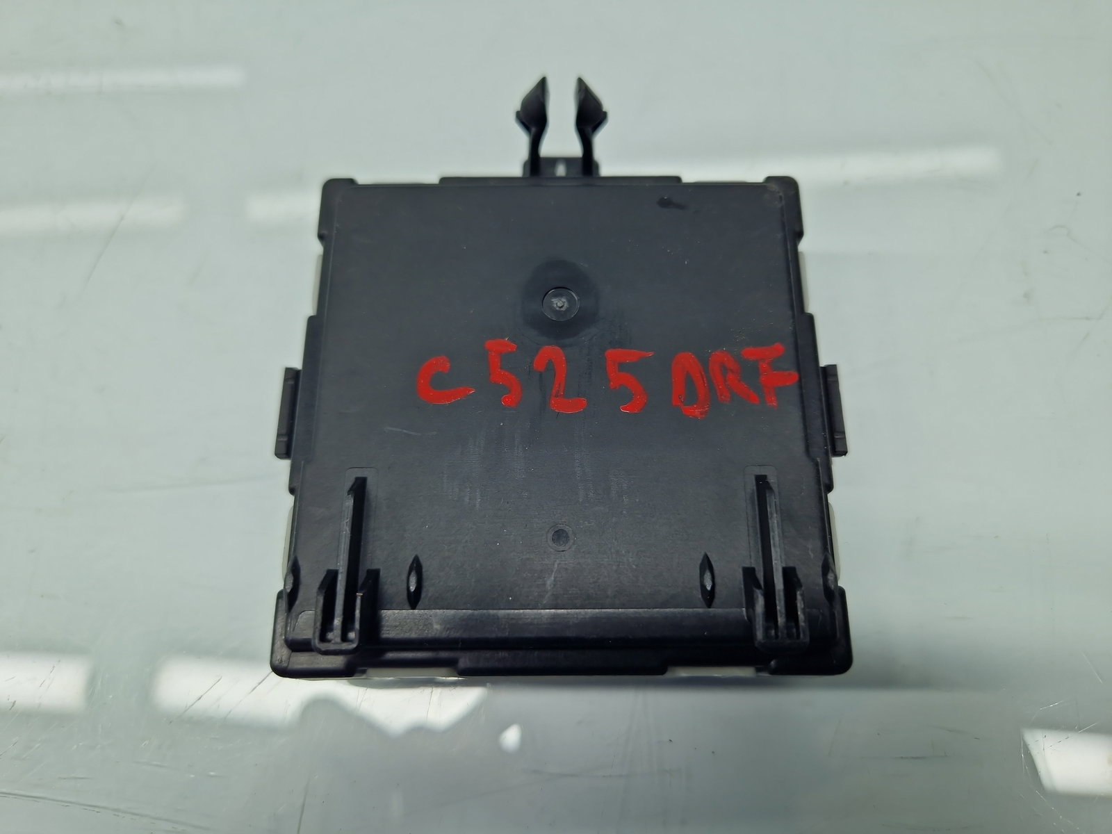 Modul confort Mercedes Clasa A (W177) [Fabr 2019-2024] A1779001604 - imagine 2