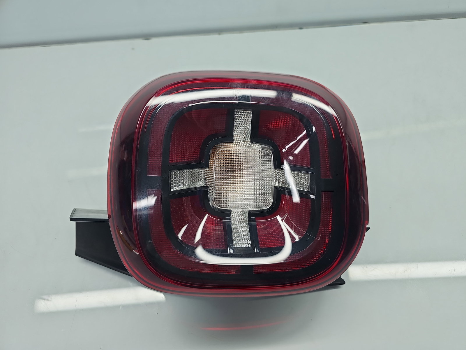 Stop aripa dreapta Dacia Duster 2 [Fabr 2017-2023] 265503601R - imagine 2