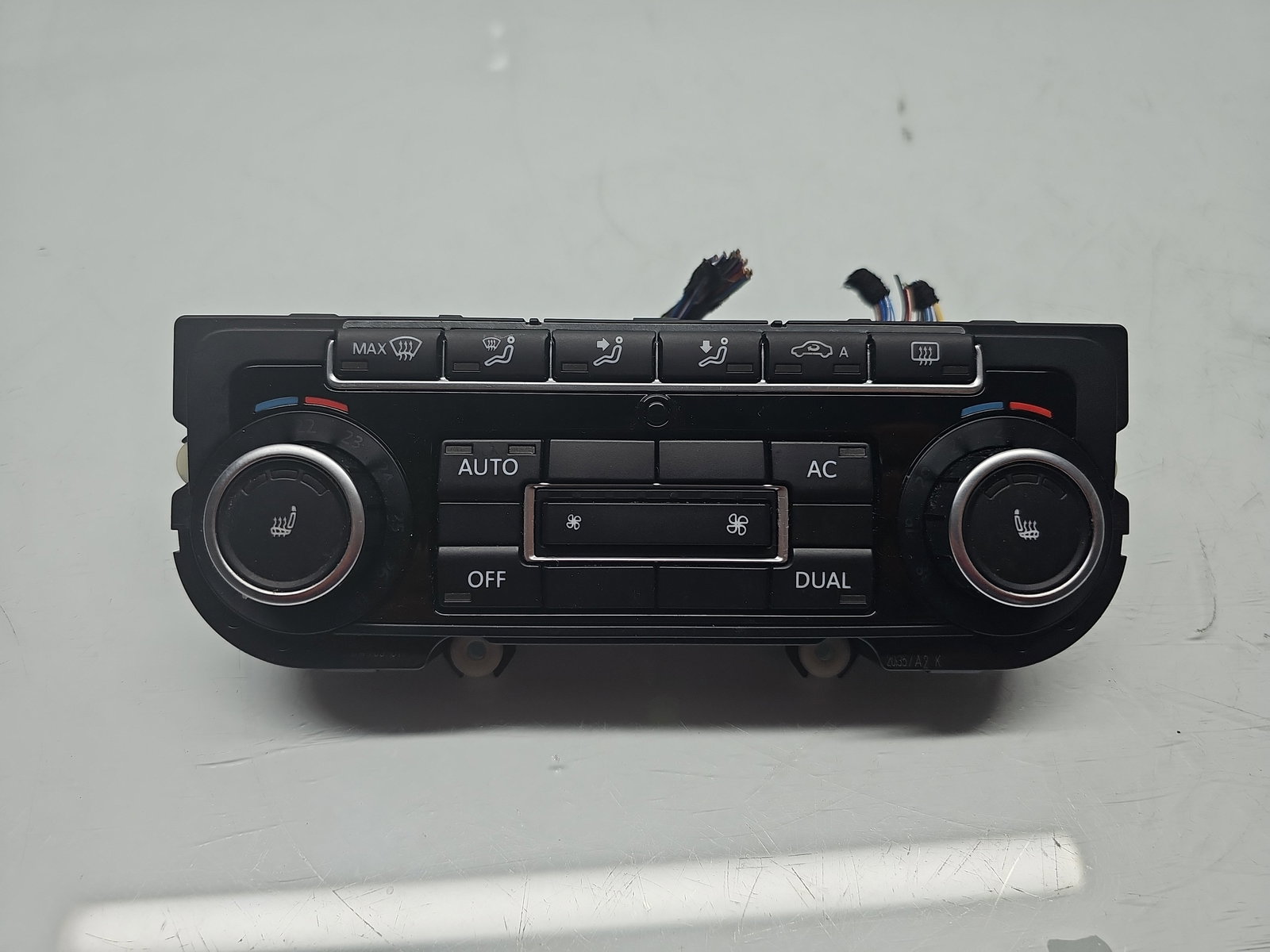 Panou comanda clima Volkswagen Passat CC (357) [Fabr 2008-2012] 5K0907044BD - imagine 1