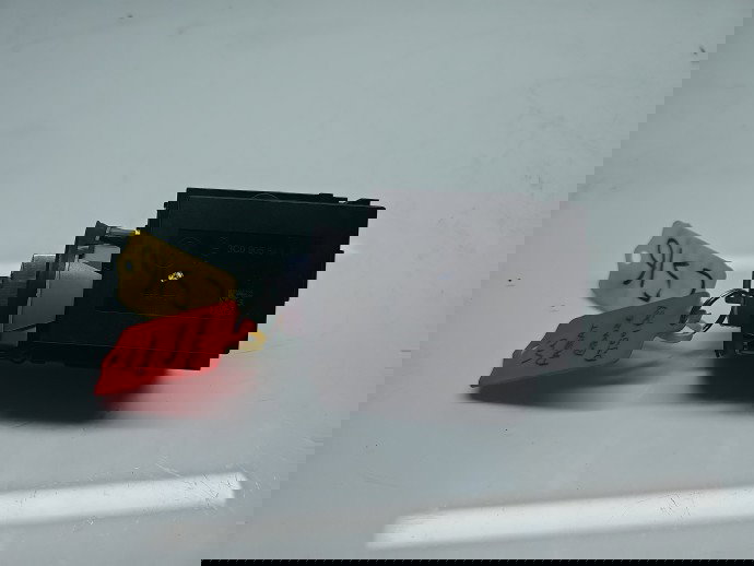 Contact cu cheie Volkswagen Passat CC (357) [Fabr 2008-2012] 3C0905843R 2.0 TDI CBAB 103KW / 140CP