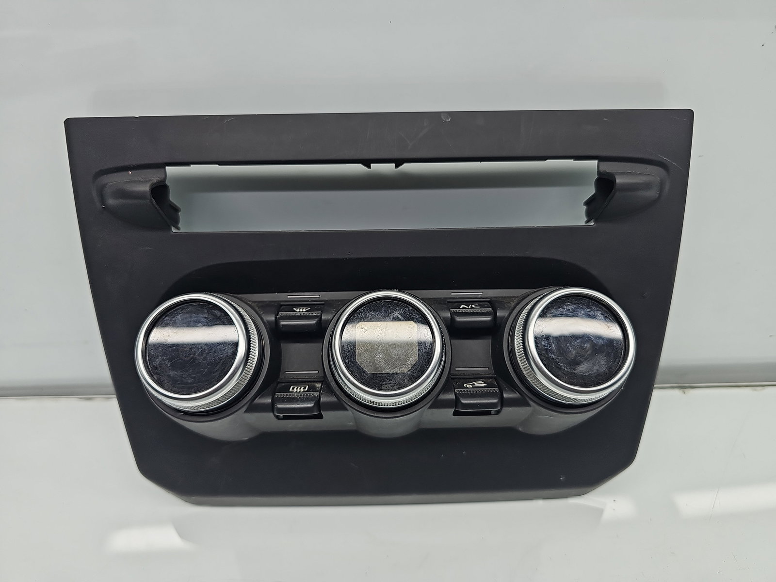 Panou comanda clima Dacia Duster 2 [Fabr 2017-2023] 275105451R - imagine 1