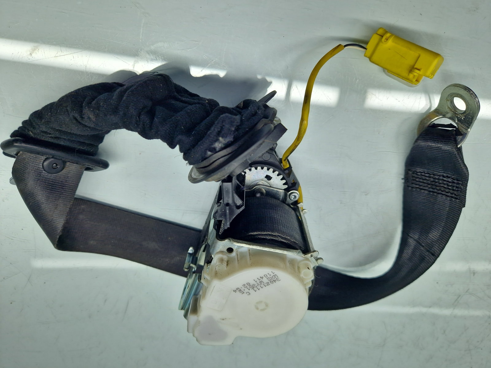 Centura dreapta fata Volkswagen Tiguan (5N) [Fabr 2007-2016] 5N2857706A - imagine 1