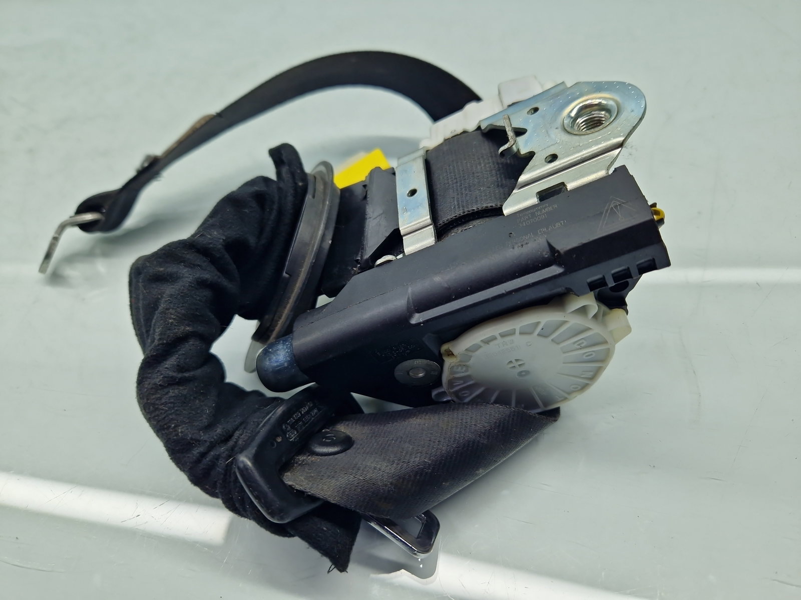 Centura dreapta fata Volkswagen Tiguan (5N) [Fabr 2007-2016] 5N2857706A - imagine 3