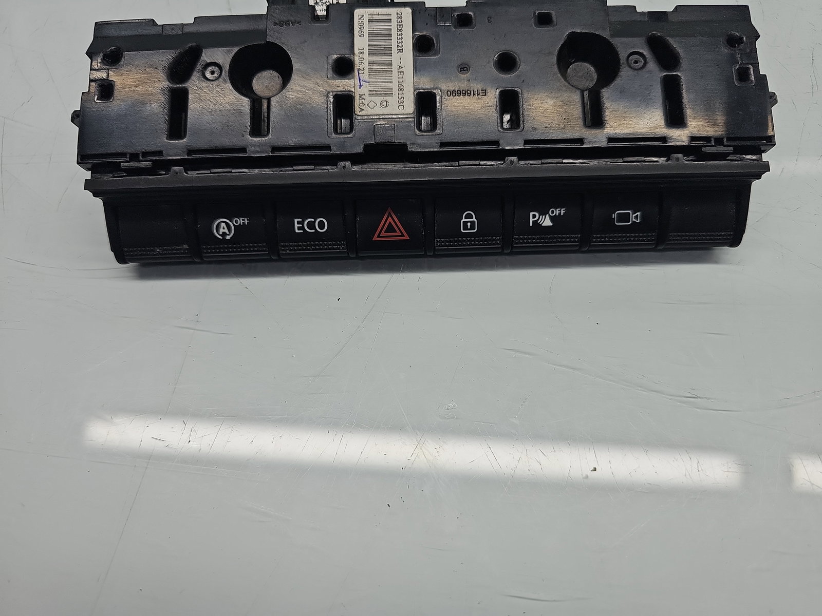 Butoane comenzi consola centrala Dacia Duster 2 [Fabr 2017-2023] 283E83332R - imagine 2