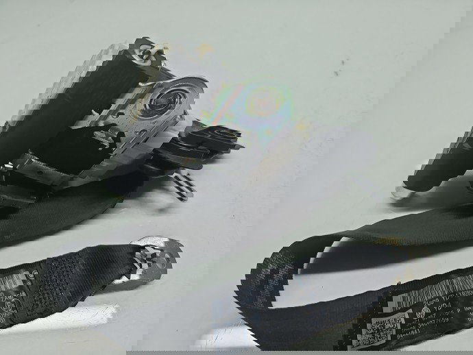 Centura stanga fata Volkswagen Passat CC (357) [Fabr 2008-2012] 3C1857705P