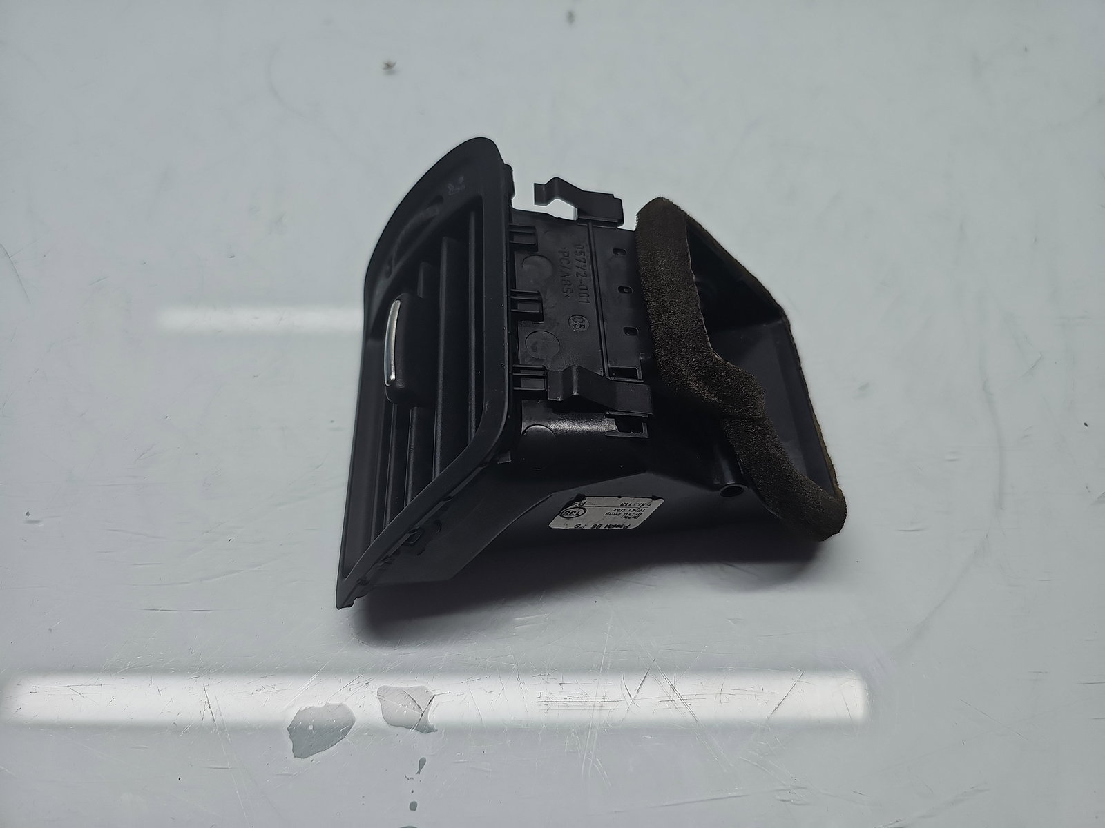 Grila aerisire dreapta Volkswagen Passat CC (357) [Fabr 2008-2012] 3C2819702E - imagine 2