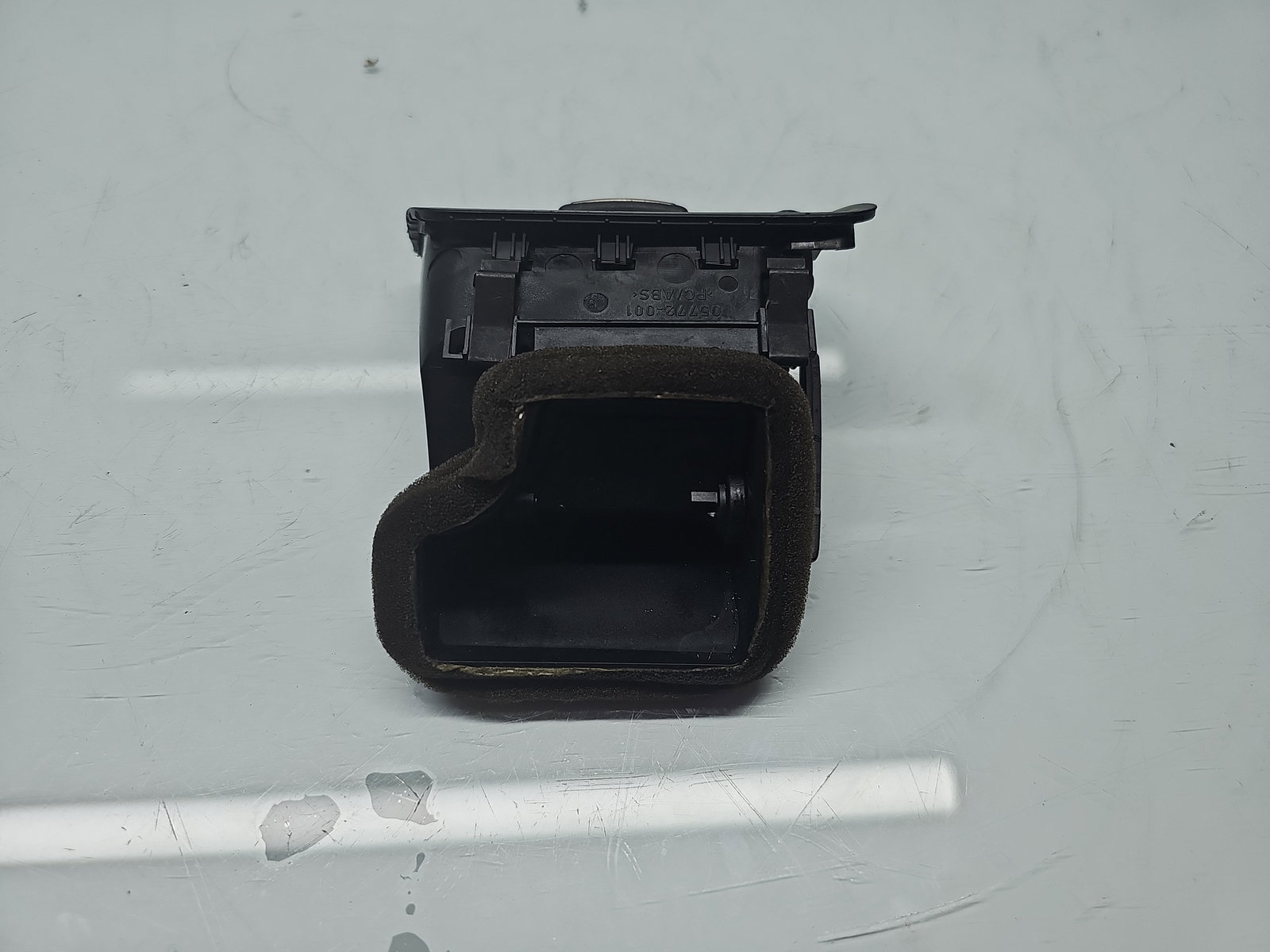 Grila aerisire dreapta Volkswagen Passat CC (357) [Fabr 2008-2012] 3C2819702E - imagine 3