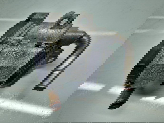 Supapa EGR Volkswagen Passat B8 (3G2) [Fabr 2015-prezent] 04L131501R 2.0 TDI DFCA 140KW / 190CP