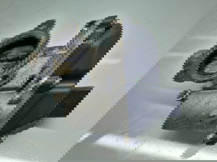 Clapeta acceleratie Volkswagen Passat B8 (3G2) [Fabr 2015-prezent] 04L131501C 2.0 TDI DFCA 140KW / 190CP