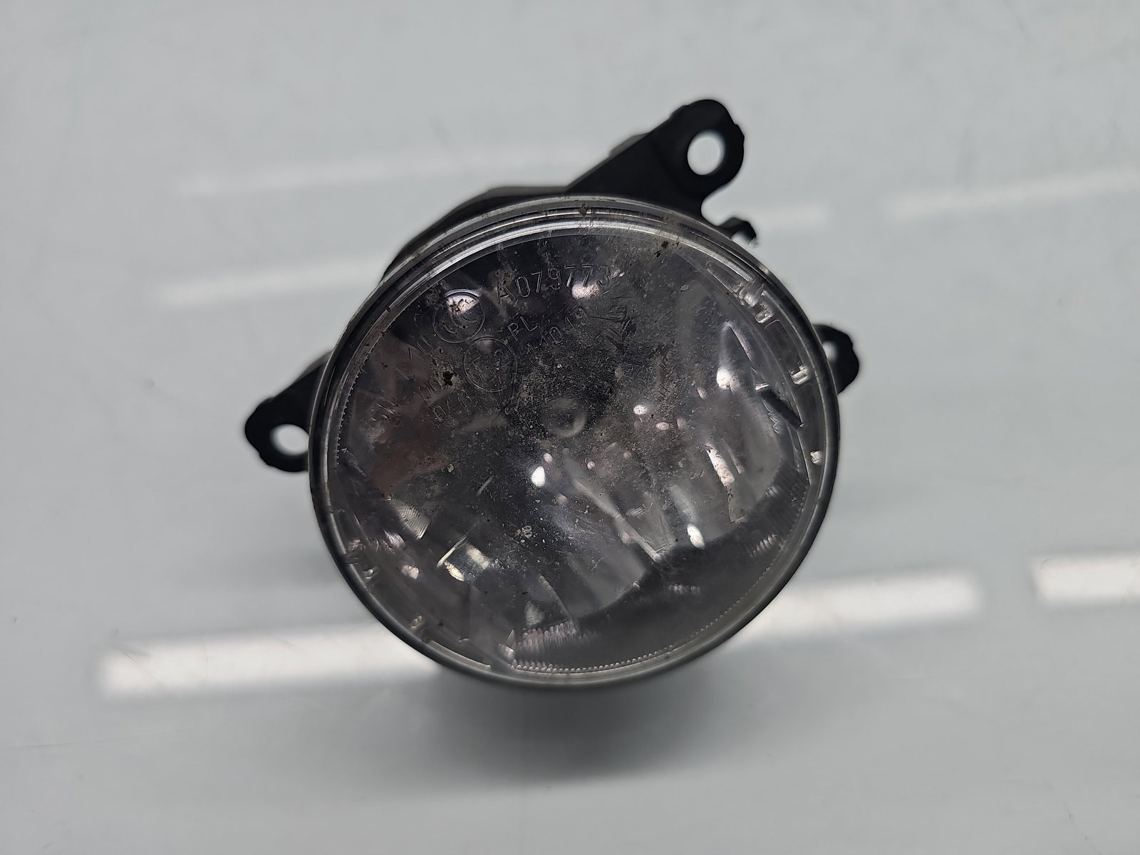 Proiector ceata stanga Dacia Duster 2 [Fabr 2017-2023] 261500097R - imagine 1