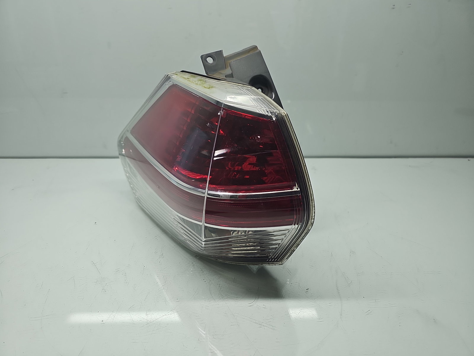 Stop aripa stanga Nissan X-Trail (T32) [Fabr 2013-prezent] OEM - imagine 1