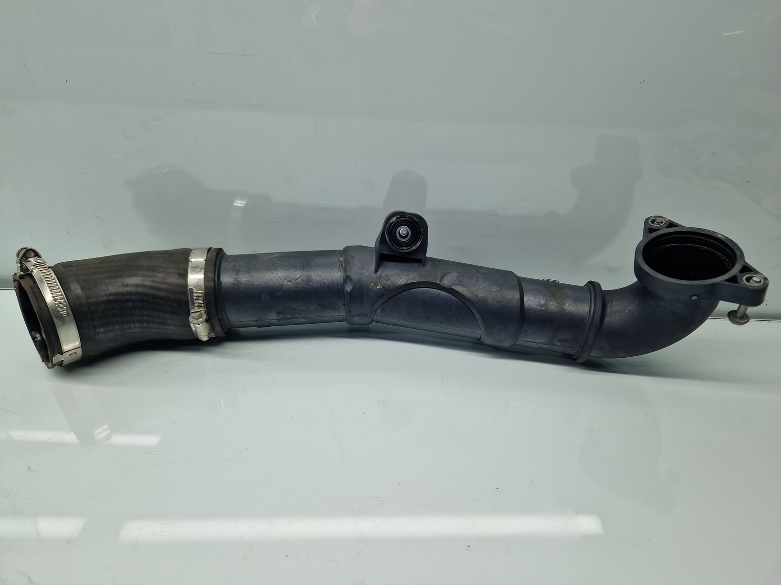 Tub intercooler Volkswagen Passat B8 (3G2) [Fabr 2015-prezent] 04L145828F 2.0 TDI DFCA 140KW / 190CP - imagine 1