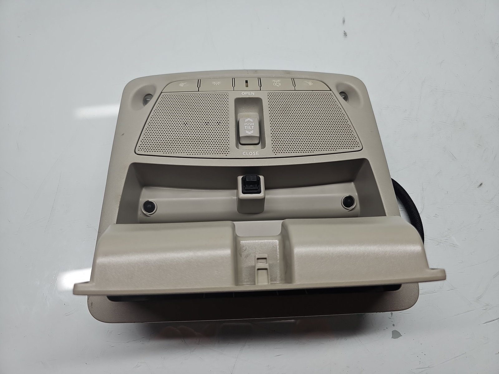 Plafoniera fata Nissan X-Trail (T32) [Fabr 2013-prezent] OEM - imagine 3