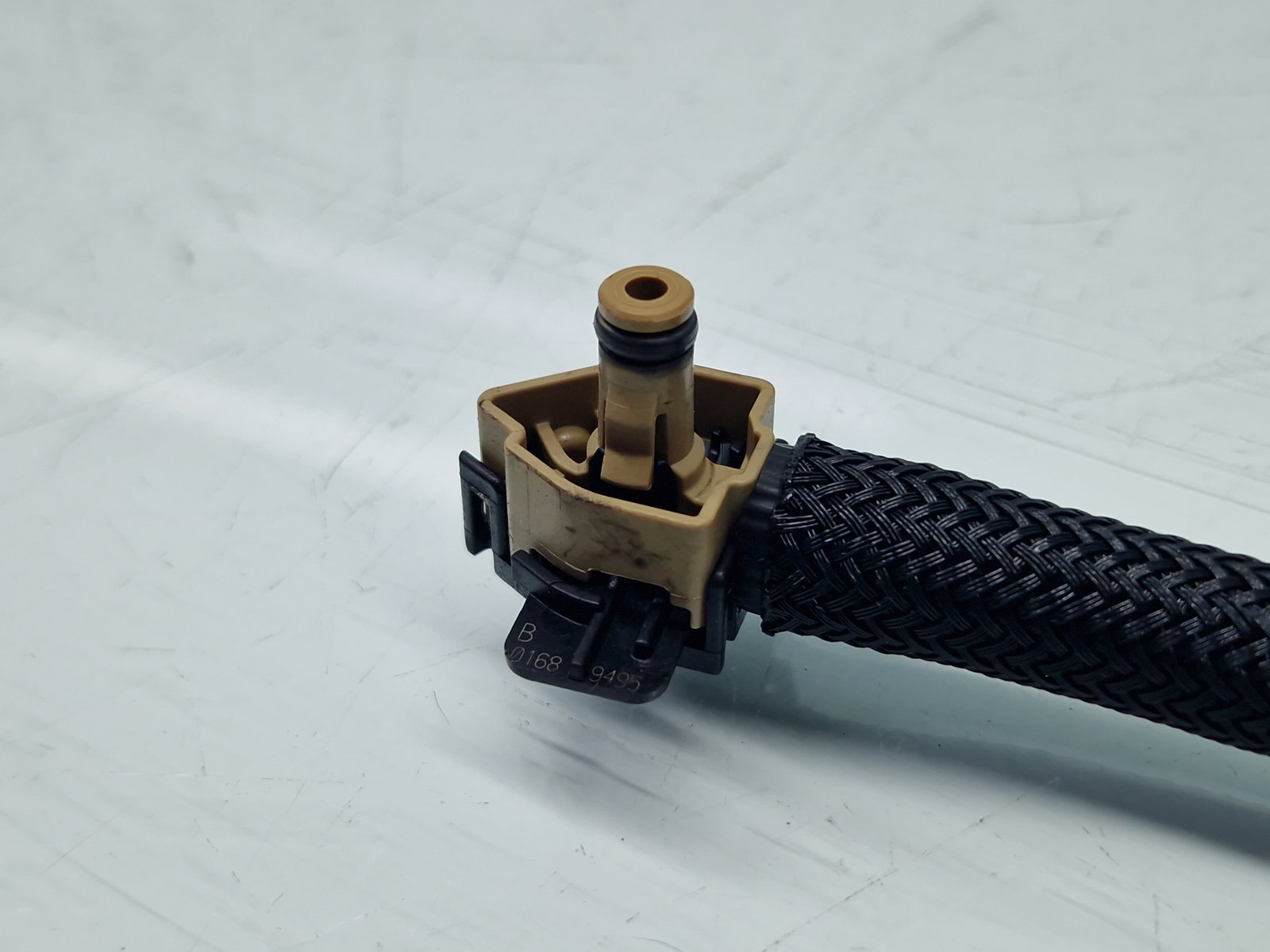 Conducta retur injectoare Volkswagen Passat B8 (3G2) [Fabr 2015-prezent] OEM 2.0 TDI DFCA 140KW / 190CP - imagine 2