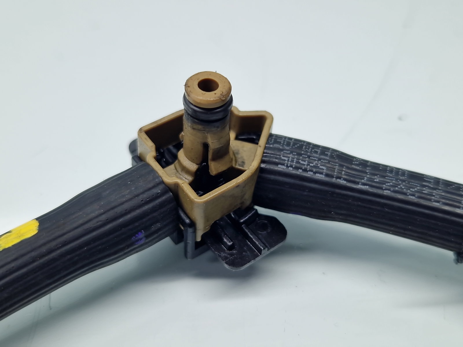 Conducta retur injectoare Volkswagen Passat B8 (3G2) [Fabr 2015-prezent] OEM 2.0 TDI DFCA 140KW / 190CP - imagine 5