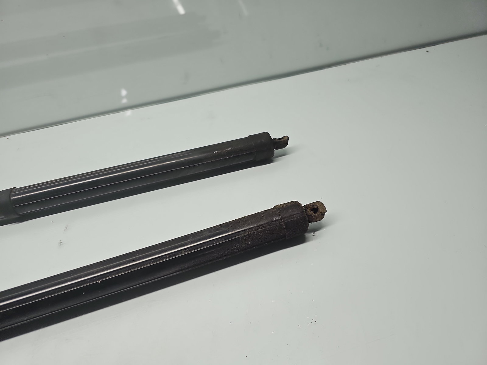 Set amortizor haion Nissan X-Trail (T32) [Fabr 2013-prezent] 90561-4CL1A - imagine 2