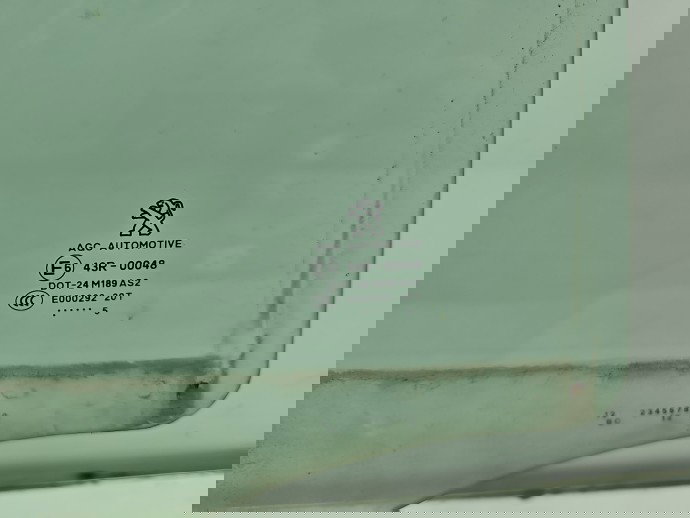 Geam usa dreapta spate PEUGEOT 2008 [Fabr 2013-prezent] OEM