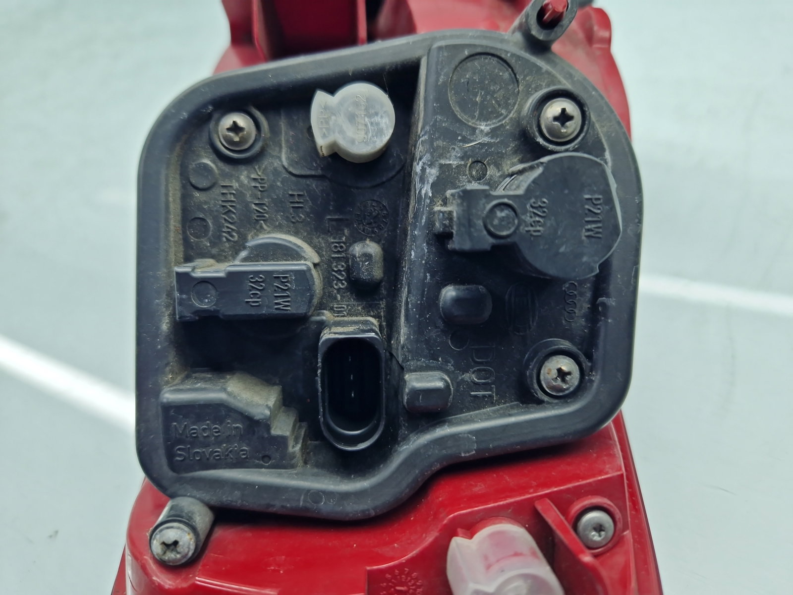 Stop aripa stanga AUDI A4 (8K2, B8.5) [Fabr 2008-2015] Berlina Facelift 8K5945095AA - imagine 4