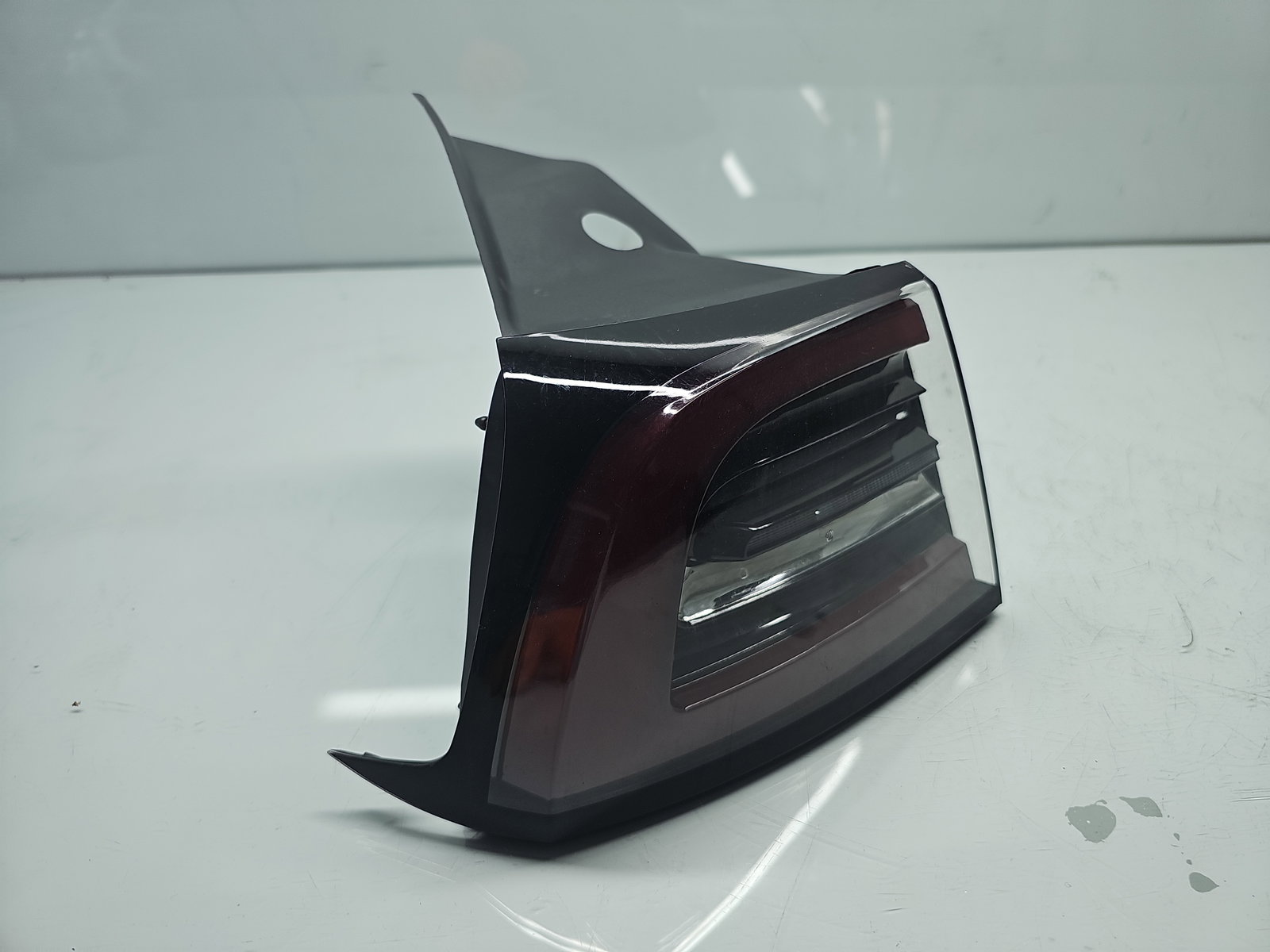 Stop aripa dreapta TESLA Model 3 [Fabr 2020-2025] OEM - imagine 2