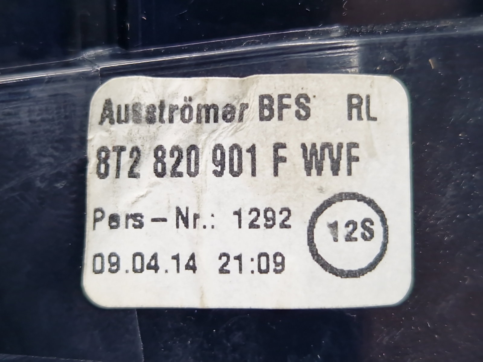 Grila aerisire stanga AUDI A4 (8K2, B8.5) [Fabr 2008-2015] 8T2820901F - imagine 5