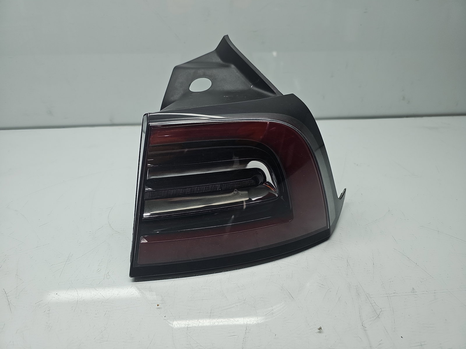 Stop aripa dreapta TESLA Model 3 [Fabr 2020-2025] OEM - imagine 1