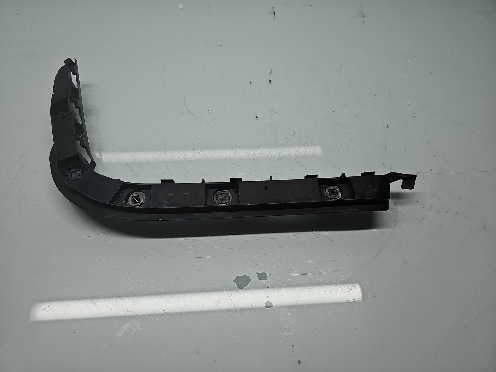 Suport bara dreapta spate TESLA Model 3 [Fabr 2020-2025] 1083989-00-J - imagine 1