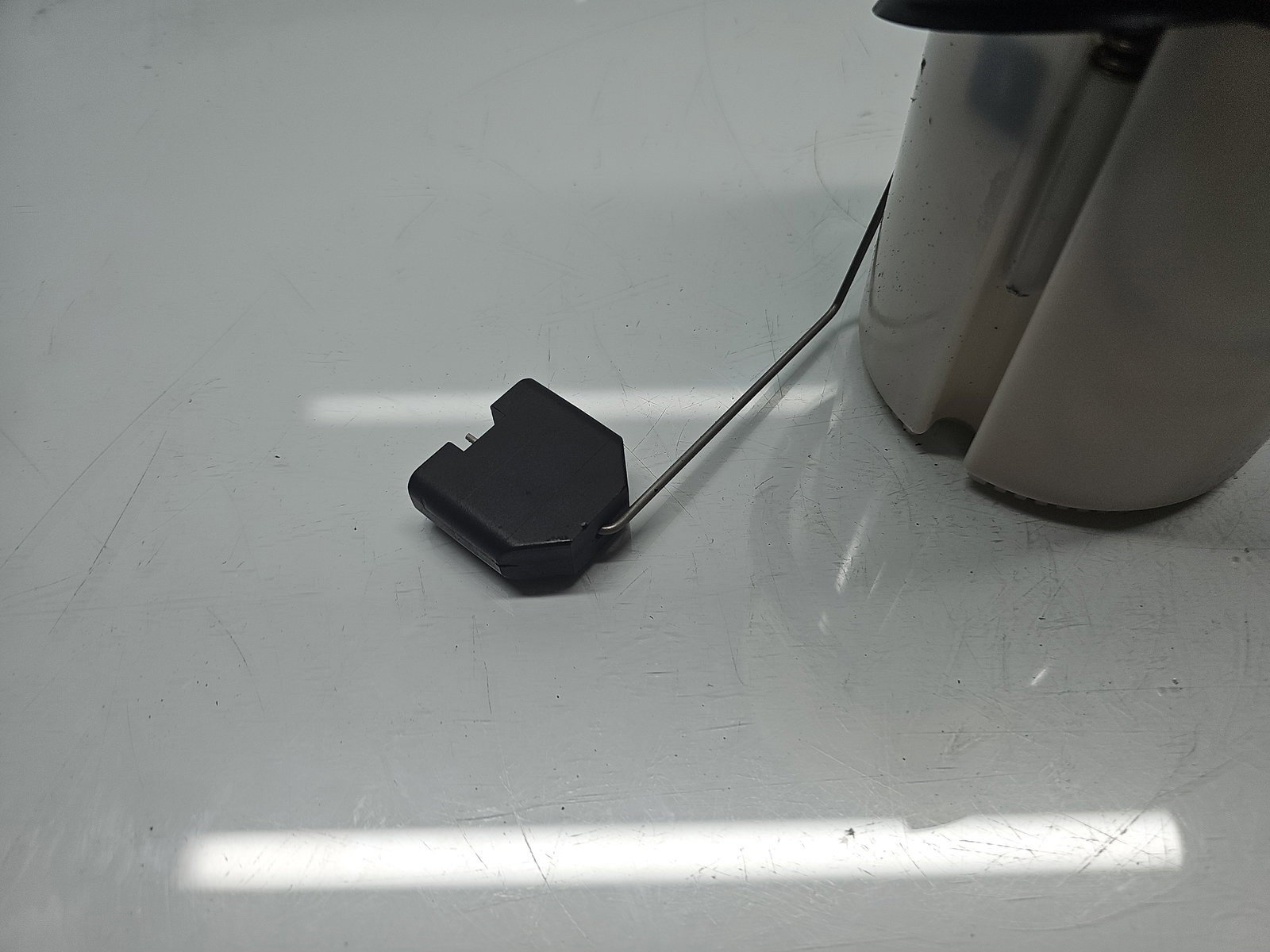 Pompa combustibil Volkswagen Passat B6 (3C2) [Fabr 2005-2010] 3C0919050Q 2.0 TDI CBAB 103KW / 140CP - imagine 5