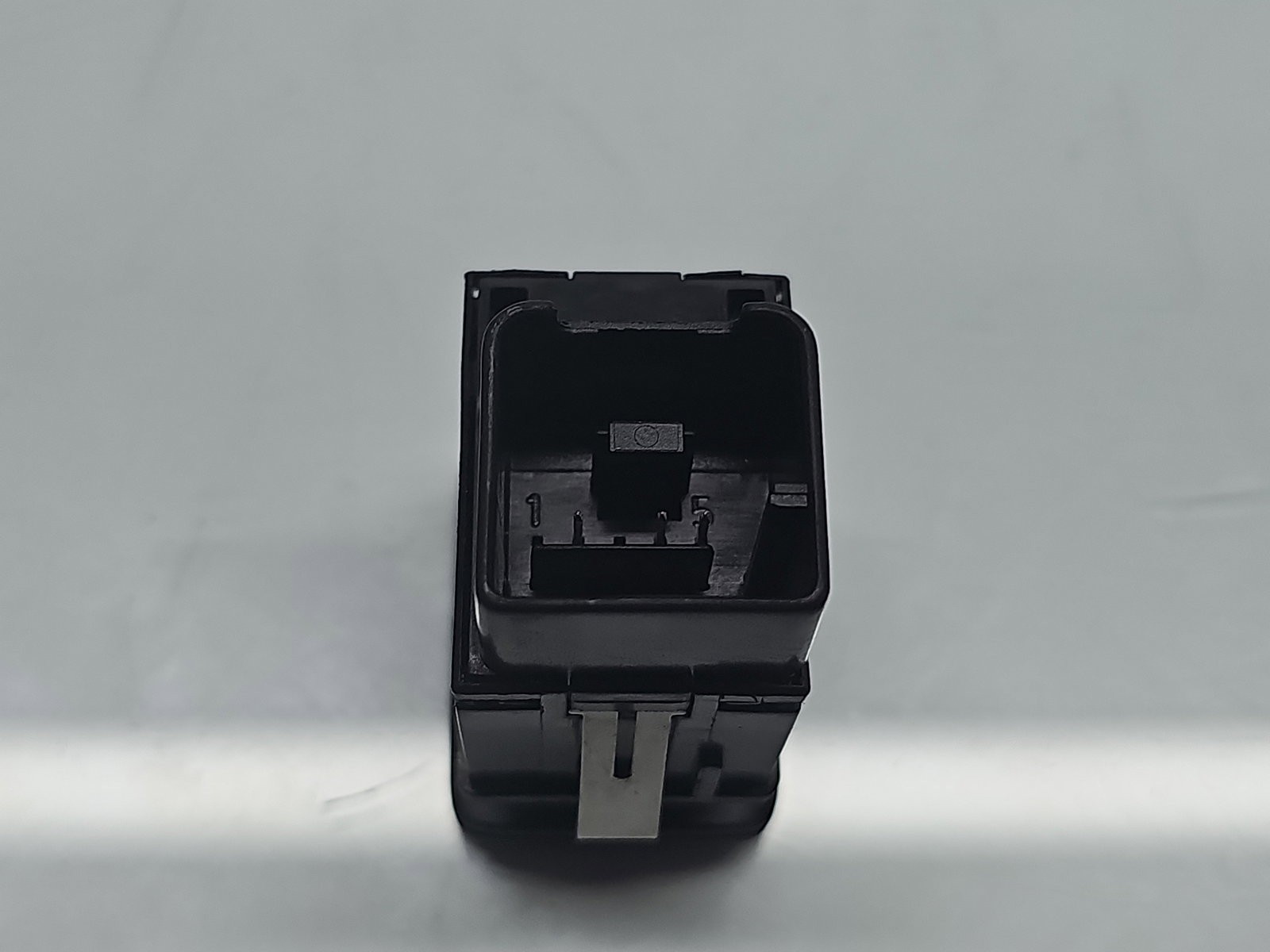 Buton frana de mana Volkswagen Passat B6 (3C2) [Fabr 2005-2010] 3C0927225C - imagine 3