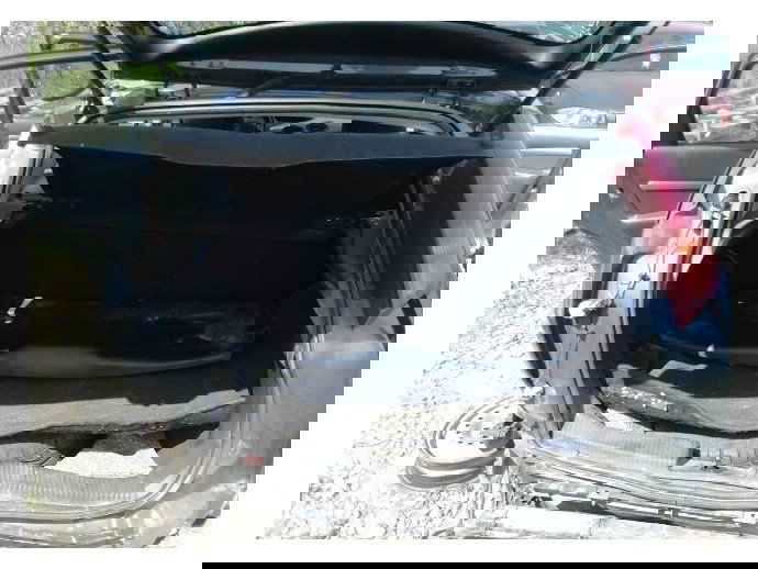 Cheder portbagaj Ford Focus 1 1.6 benz OEM 1998-2005