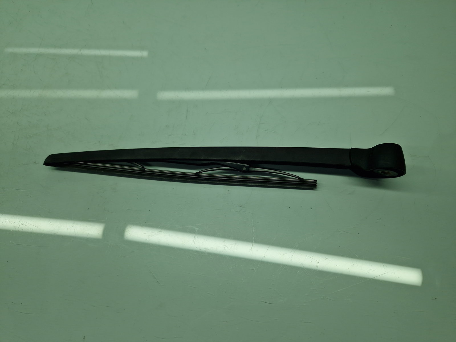 Brat stergator haion AUDI A3 Sportback (8PA) [Fabr 2004-2013] OEM - imagine 2