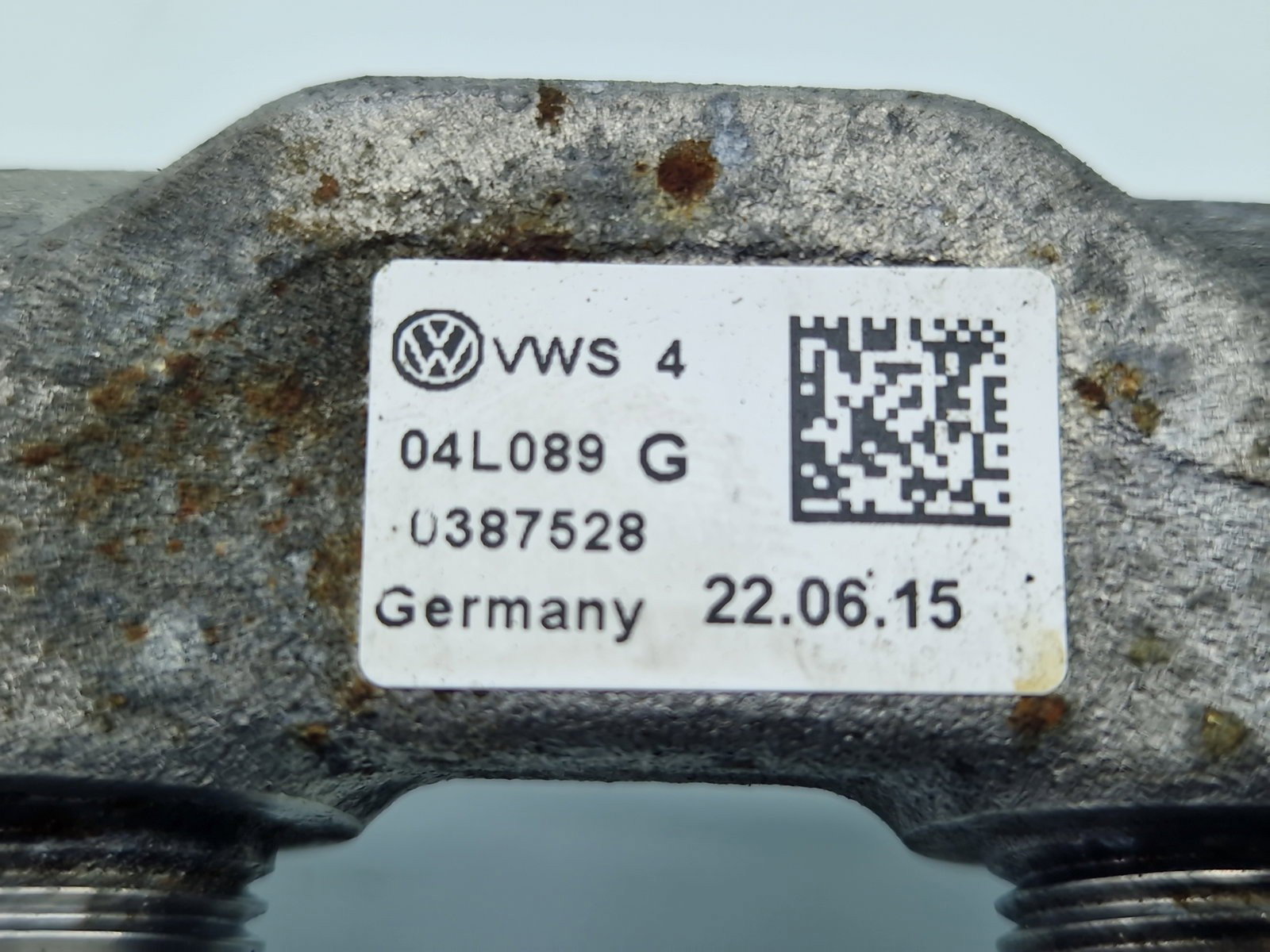 Rampa injectoare Volkswagen Touran (5T1) [2015-2022] 04L089G 2.0 TDI DFCA 140KW / 190CP - imagine 2