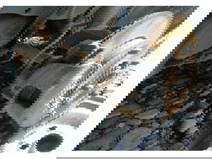 Etrier stanga fata Ford Focus 1 1.6 benz OEM 1998-2005