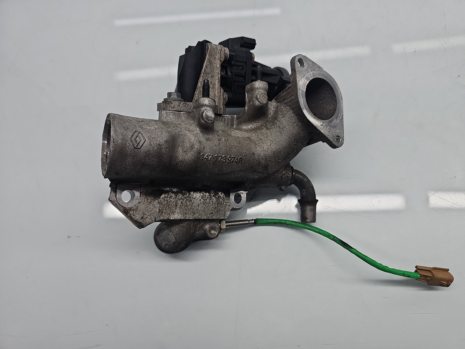 Supapa EGR Dacia Sandero 2 [Fabr 2012-2020] 147173974R 1.5 dCi K9K656 80KW / 109CP - imagine 3