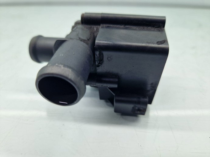 Pompa recirculare apa Skoda Octavia 3 (5E3) [Fabr 2012-2020] 5Q0965561B 1.6 TDI CLHA 77KW / 105CP