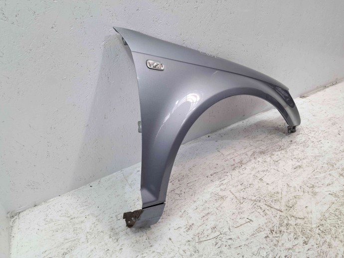 Aripa dreapta fata Audi A3 Sportback (8PA) [Fabr 2004-2013] LY7H