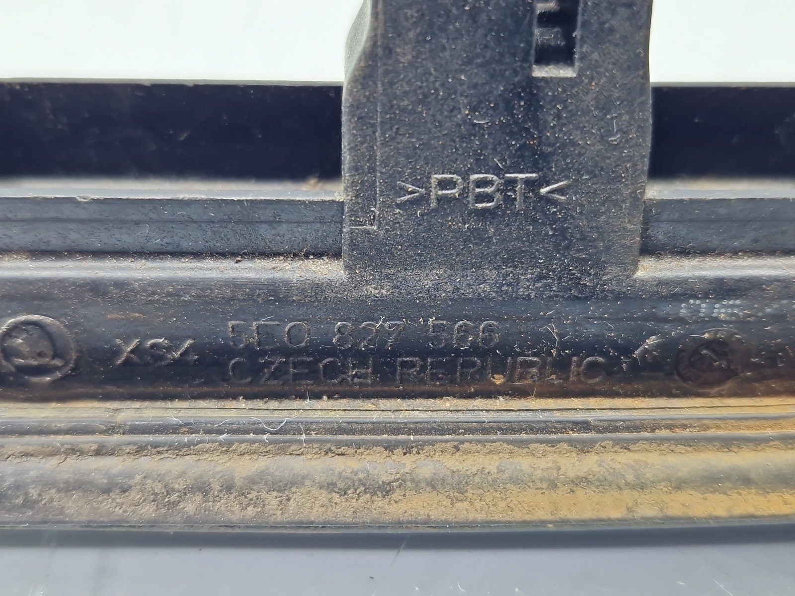 Buton deschidere haion Skoda Superb II (3T5) [Fabr 2009-2015] 5E0827566 - imagine 5