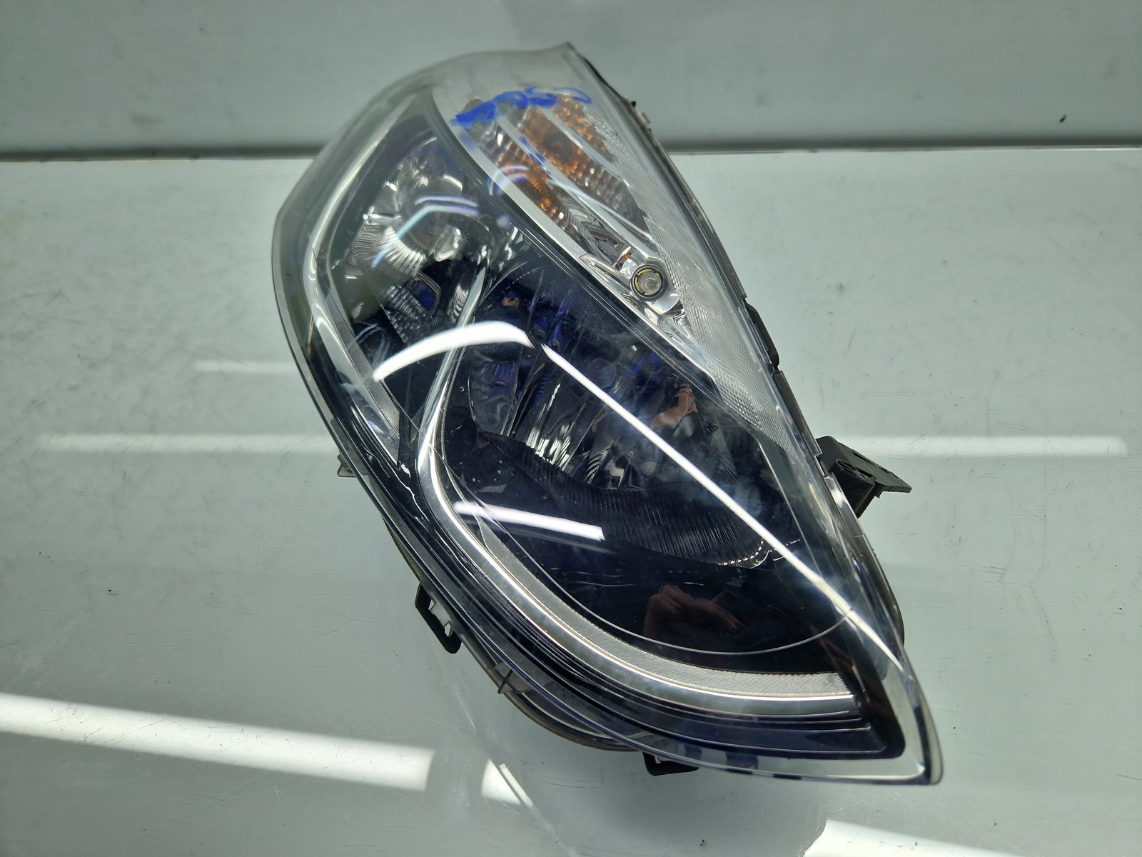 Far dreapta Renault Clio 4 [Fabr 2012-2020] Hatchback 260102482R - imagine 3