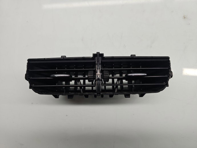 Grila aerisire centrala Renault Clio 4 (B98) Hatchback [Fabr 2012-2020] 687508859R