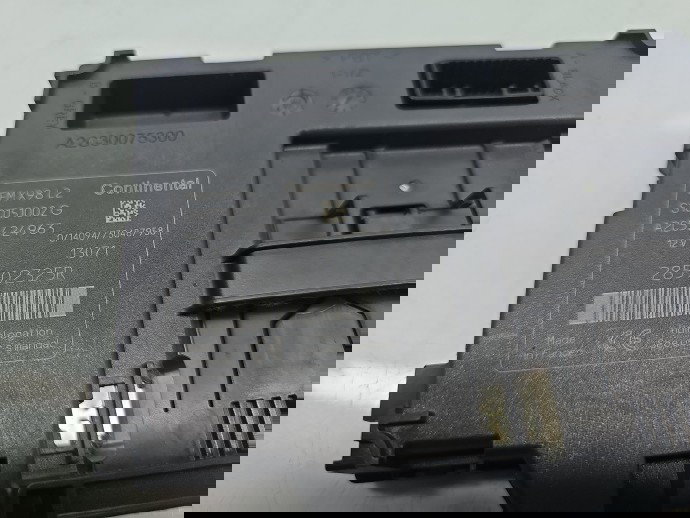 Contact cu cheie Renault Clio 4 (B98) Hatchback [Fabr 2012-2020] 285902325R 1.5 DCI K9K612 66KW / 90CP