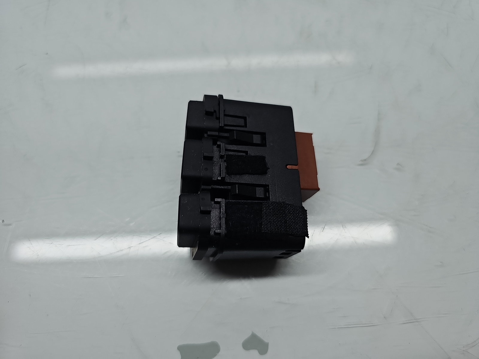 Buton dezaburire luneta Volkswagen UP [Fabr 2011-2019] 1S0927137E - imagine 2