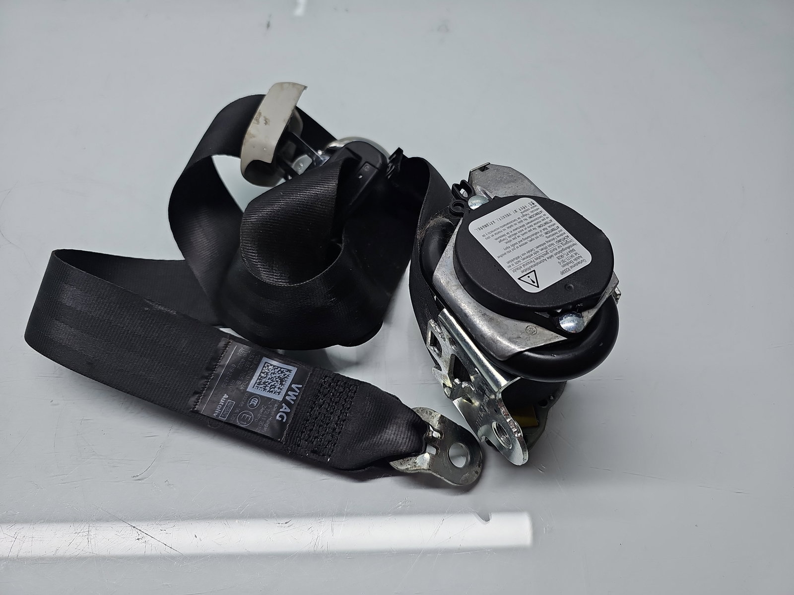 Centura stanga fata Volkswagen UP [Fabr 2011-2019] 1S3857705B - imagine 1