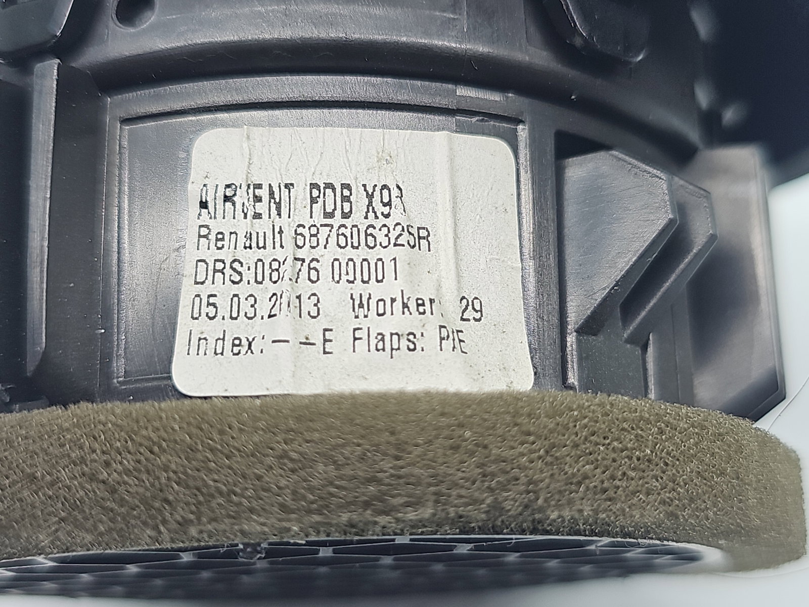 Grila aerisire dreapta Renault Clio 4 (B98) Hatchback [Fabr 2012-2020] 687606325R - imagine 4